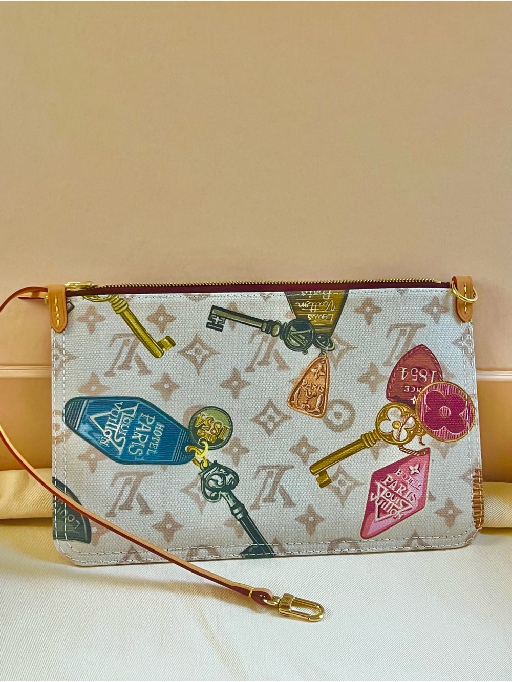 Louis Vuitton Mongram Dune Pochette